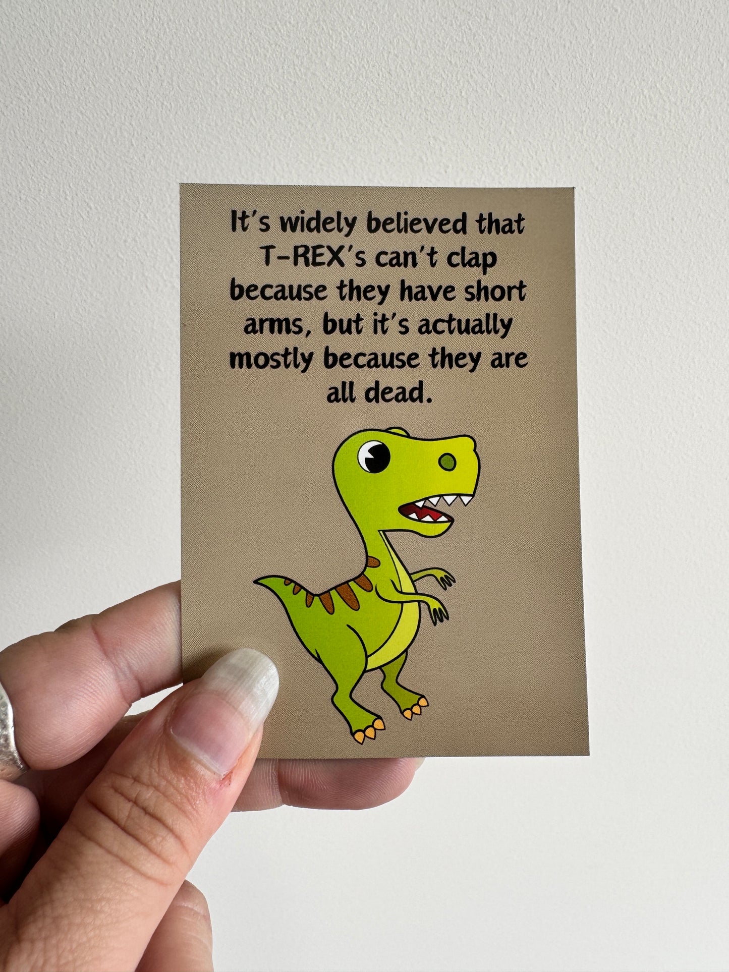 T-rex can't clap MAGNET