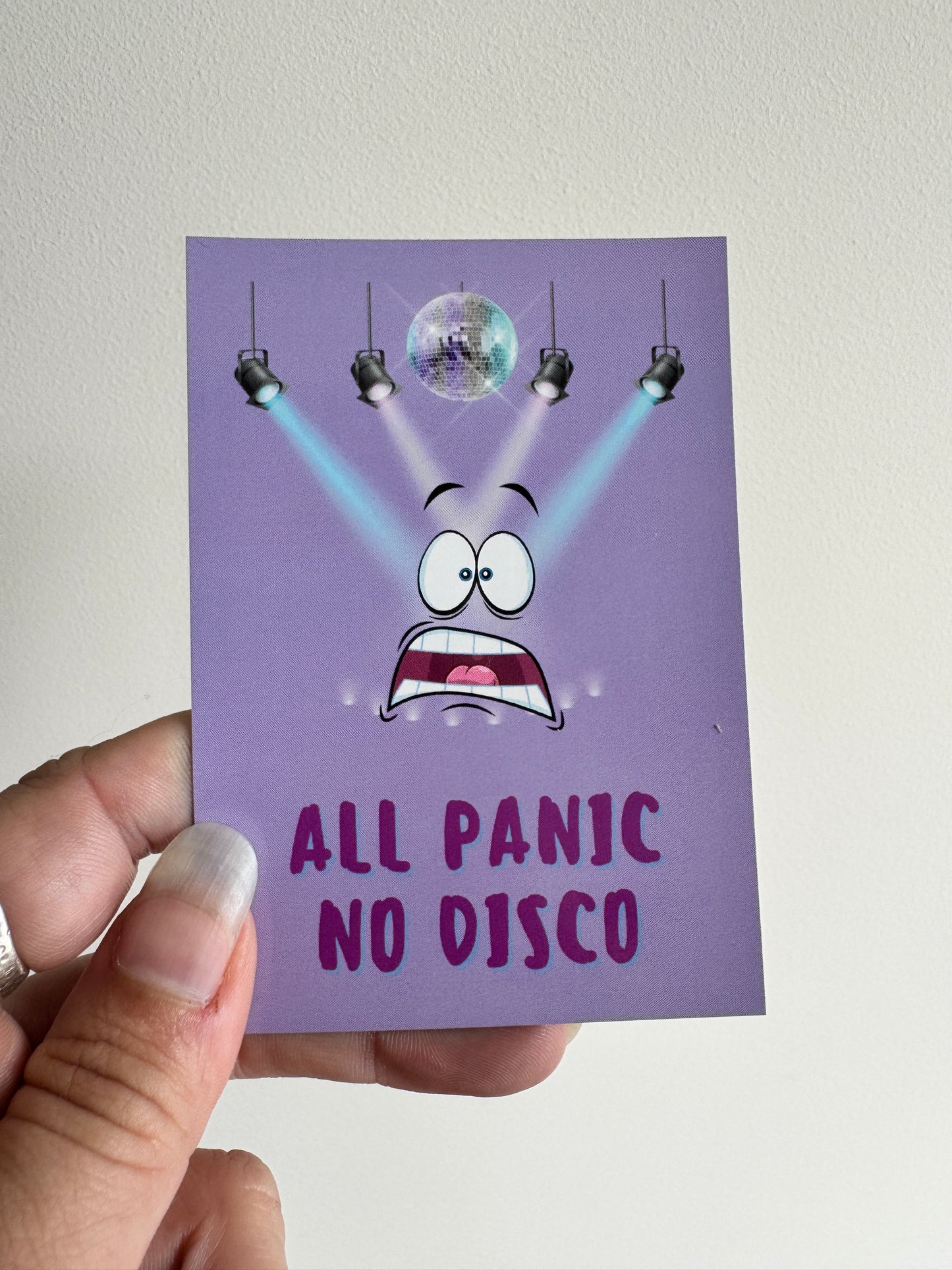 All panic, no disco MAGNET